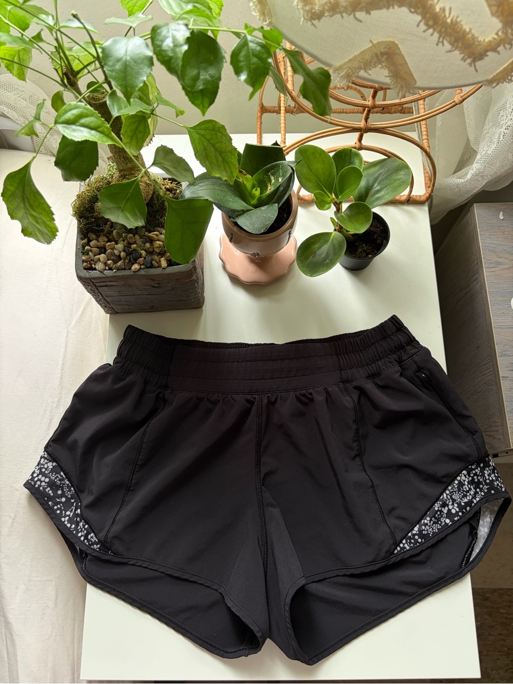 Black Lululemon Hotty Hot Shorts!